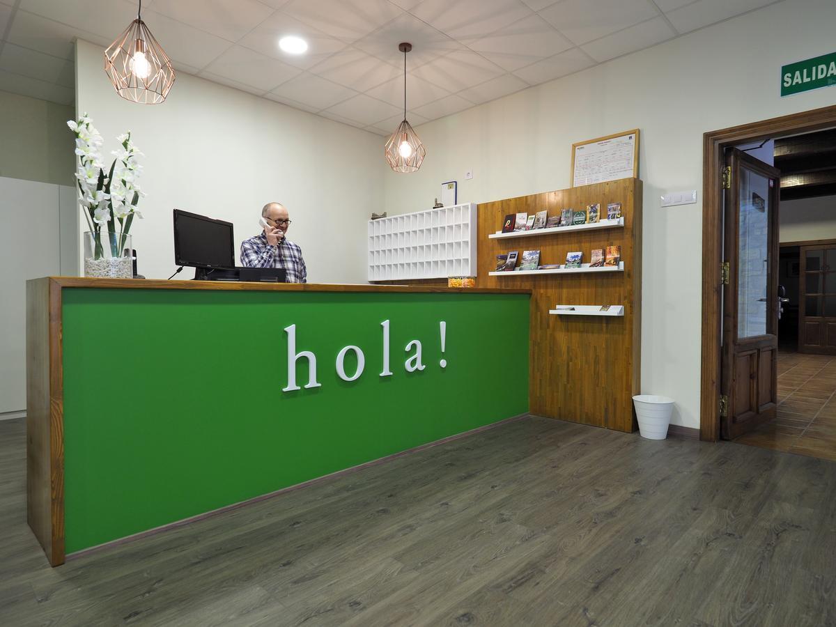 Hotel Apolo Aínsa Buitenkant foto